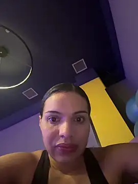 Anavalle online show from February 2026 07:23:02 PM