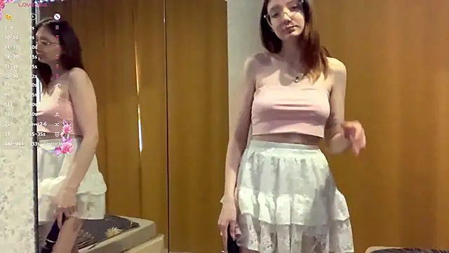 Snapshot of KrystinFunches chatting on September 2025 09:14:01 AM KrystinFunches online show from September 2025 09:14:01 AM