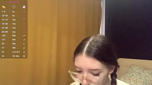 Snapshot of KrystinFunches chatting on October 2025 08:22:02 AM KrystinFunches online show from October 2025 08:22:02 AM