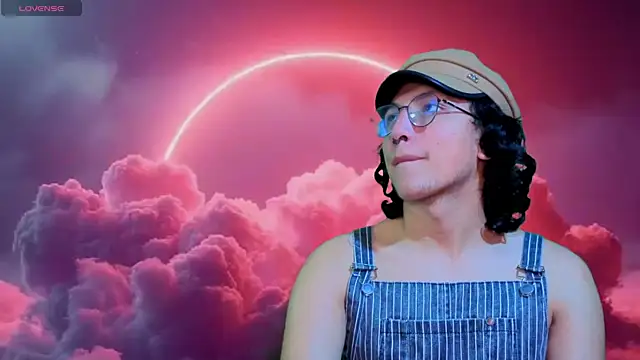 Snapshot of -BlueOpal- chatting on October 2025 06:27:02 PM -BlueOpal- online show from October 2025 06:27:02 PM