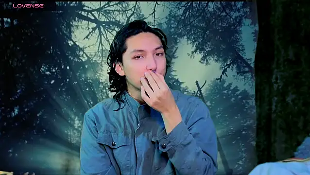 Snapshot of -BlueOpal- chatting on October 2025 07:01:01 PM -BlueOpal- online show from October 2025 07:01:01 PM