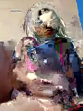 hot-mom22 online show from November 2025 12:09:01 AM