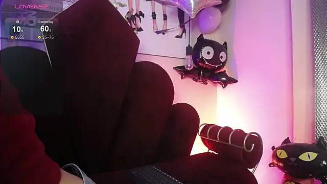 Alice in horyland  online show from November 2025 01:13:01 PM