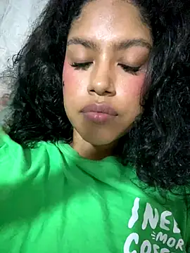 miiabrown18 online show from November 2025 11:04:02 PM