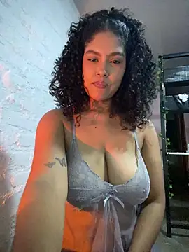 Snapshot of miiabrown18 chatting on June 2026 12:38:01 AM miiabrown18 online show from June 2026 12:38:01 AM