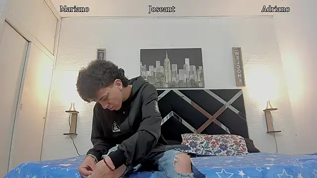 Snapshot of iammariano chatting on October 2025 03:27:01 AM iammariano online show from October 2025 03:27:01 AM