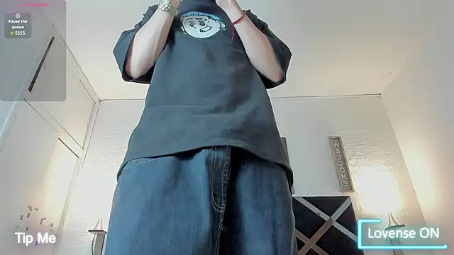 Snapshot of iammariano chatting on November 2025 03:48:01 AM iammariano online show from November 2025 03:48:01 AM