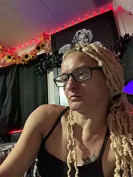 blondebarbiebae online show from November 2025 05:30:02 AM