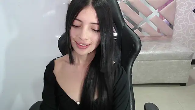 cynthia ch online show from October 2025 03:08:01 AM