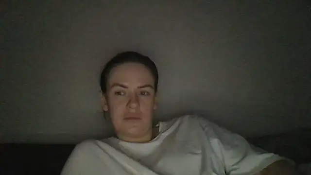 Snapshot of Veylonna chatting on October 2025 06:42:02 PM Veylonna online show from October 2025 06:42:02 PM