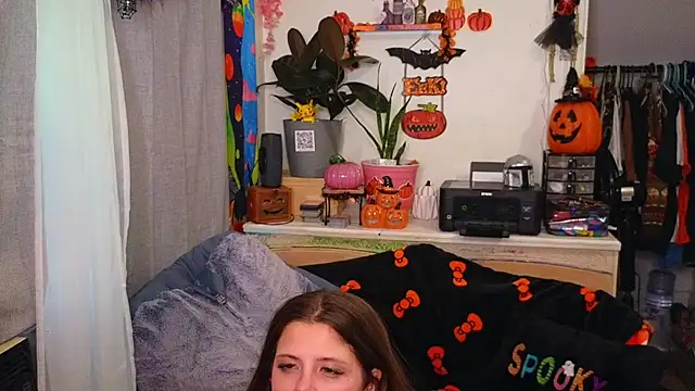 xofrankiefinexo online show from October 2025 01:20:02 PM