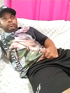 Snapshot of Jonh_87 chatting on October 2025 05:04:01 PM Jonh 87 online show from October 2025 05:04:01 PM