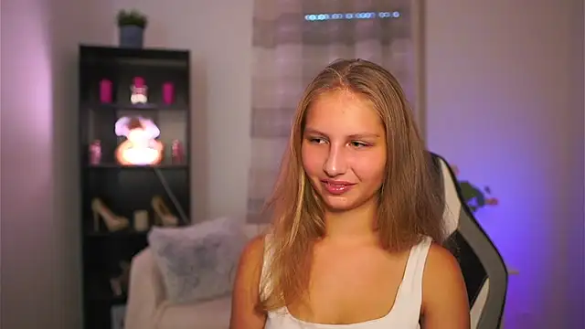 emmie murray online show from October 2025 01:03:02 PM