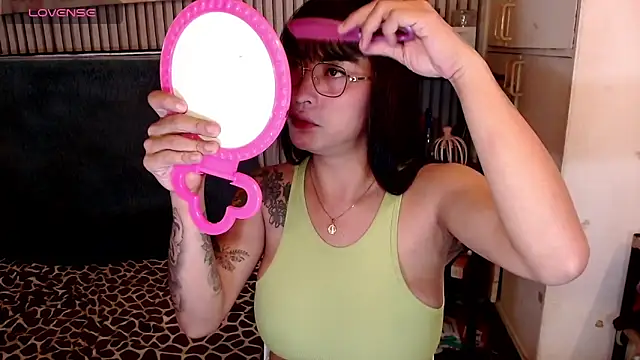 YourDreamTrans online show from October 2025 03:51:01 AM