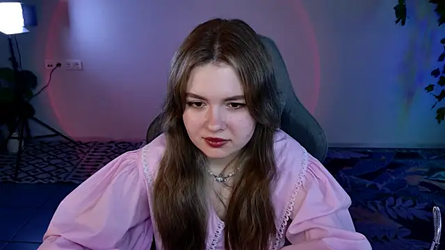 HaleySun online show from October 2025 09:06:02 AM