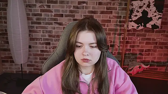 HaleySun online show from November 2025 01:11:02 PM