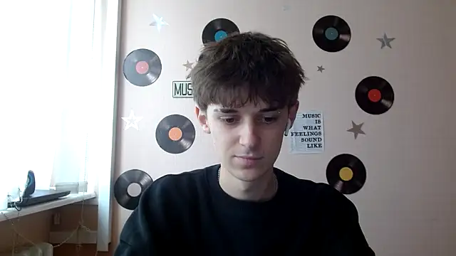 Snapshot of Hoot_Dude_ chatting on October 2025 12:49:02 PM Hoot Dude online show from October 2025 12:49:02 PM