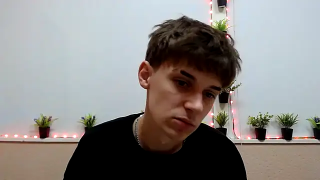 Snapshot of Hoot_Dude_ chatting on October 2025 02:21:02 PM Hoot Dude online show from October 2025 02:21:02 PM