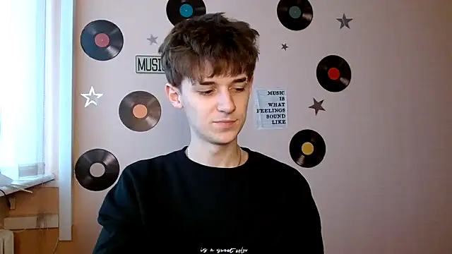 Snapshot of Hoot_Dude_ chatting on November 2025 01:44:01 PM Hoot Dude online show from November 2025 01:44:01 PM