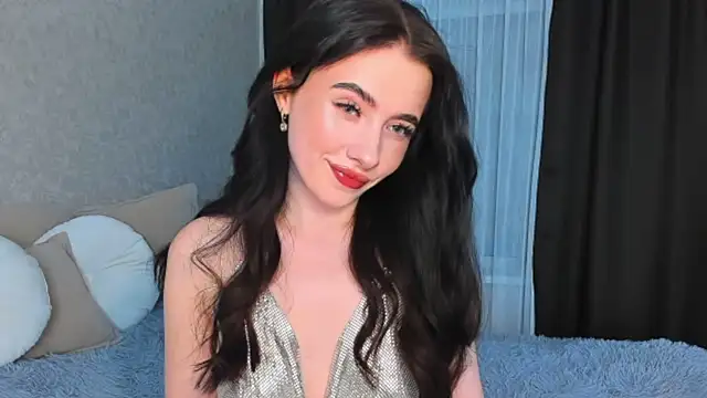 Snapshot of Milla_Moore chatting on October 2025 02:29:01 PM Milla Moore online show from October 2025 02:29:01 PM