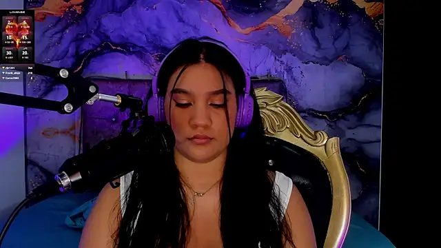 Tamara Johnss  online show from October 2025 03:14:02 AM