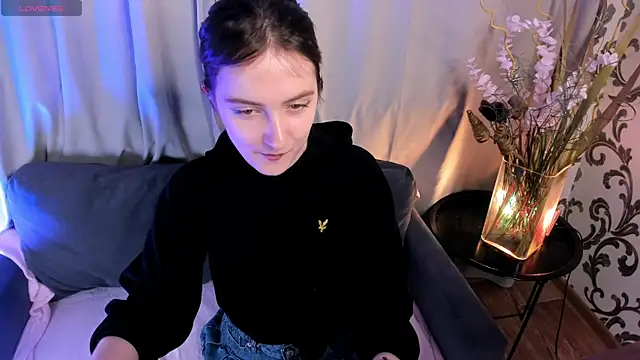 Rimma Kallas online show from November 2025 12:16:01 PM