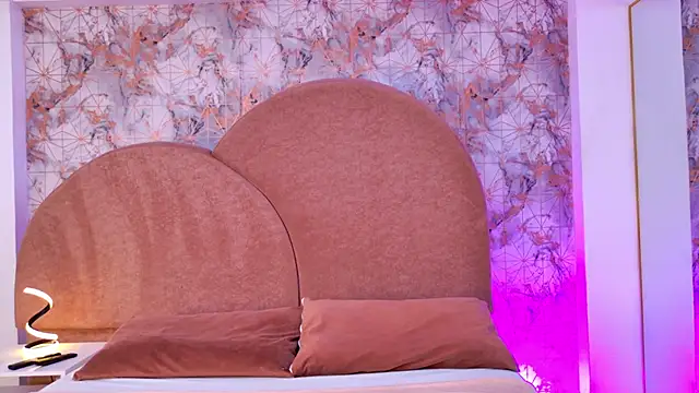 Snapshot of Aliss_Star chatting on October 2025 12:04:01 PM Aliss Star online show from October 2025 12:04:01 PM