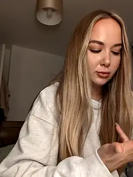 BarbieDolly x online show from November 2025 07:45:01 PM