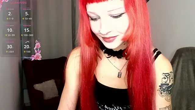 Snapshot of MonicaMilligan chatting on October 2025 02:37:01 PM MonicaMilligan online show from October 2025 02:37:01 PM