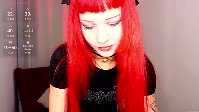 Snapshot of MonicaMilligan chatting on October 2025 02:18:02 PM MonicaMilligan online show from October 2025 02:18:02 PM