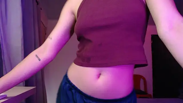 LittleCheerry69 online show from October 2025 12:49:01 PM