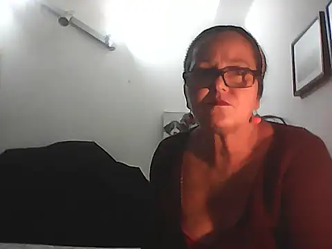 Snapshot of DOLCECOPPIA2025 chatting on October 2025 02:09:02 AM DOLCECOPPIA2025 online show from October 2025 02:09:02 AM