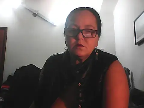 Snapshot of DOLCECOPPIA2025 chatting on November 2025 12:16:02 AM DOLCECOPPIA2025 online show from November 2025 12:16:02 AM