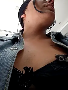 Snapshot of __Antonella chatting on November 2025 03:13:02 PM Antonella online show from November 2025 03:13:02 PM