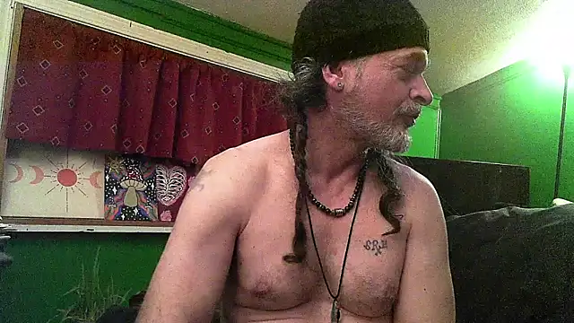 HippieDad333 online show from April 2026 04:56:01 AM