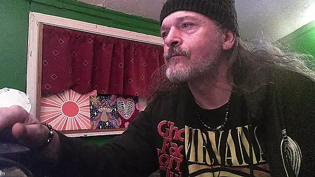 HippieDad333 online show from April 2026 05:22:01 AM