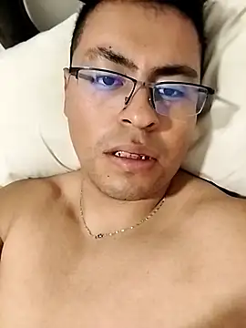 Francisco-0212 online show from September 2025 06:34:01 PM