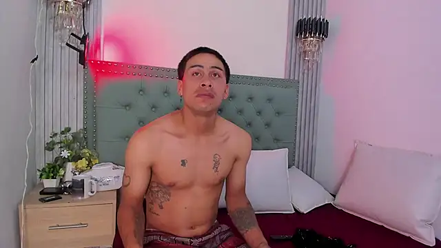 Erack and Emmy online show from October 2025 04:34:02 AM