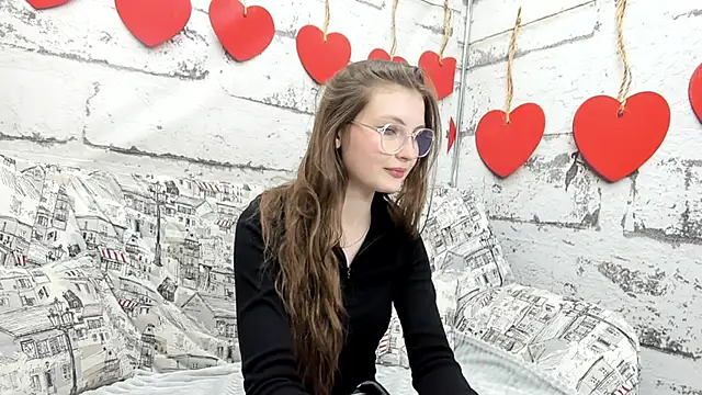 Shyly Lisa online show from September 2025 01:11:01 AM