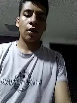 Snapshot of diegohot34 chatting on June 2026 10:15:02 PM diegohot34 online show from June 2026 10:15:02 PM