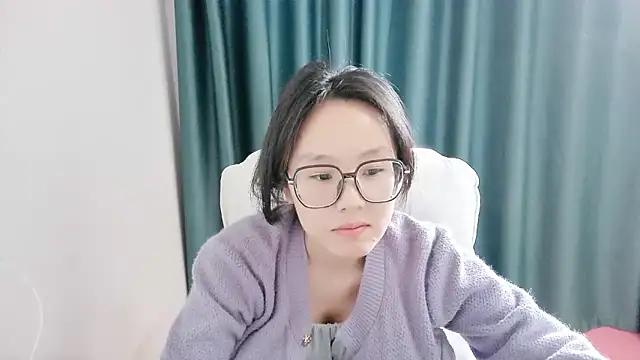 Snapshot of guai00 chatting on November 2025 01:27:02 AM guai00 online show from November 2025 01:27:02 AM