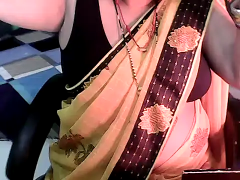 Snapshot of BABITA_KUMARII chatting on February 2026 05:00:02 PM BABITA KUMARII online show from February 2026 05:00:02 PM