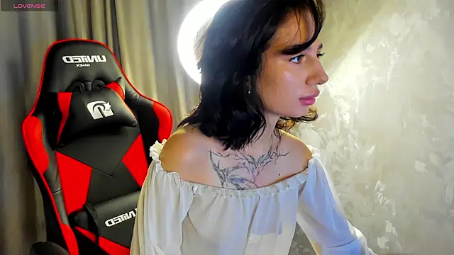 Snapshot of Michelle_Murray chatting on October 2025 01:19:02 AM Michelle Murray online show from October 2025 01:19:02 AM