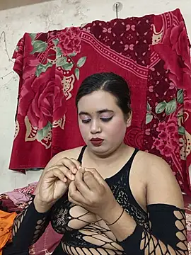 Snapshot of Love_Queen11 chatting on July 2026 03:49:02 PM Love Queen11 online show from July 2026 03:49:02 PM