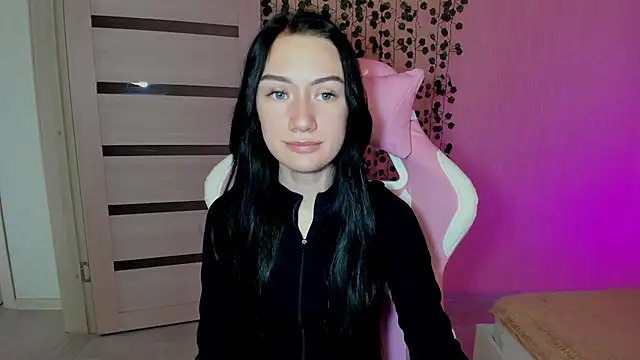 Snapshot of Arina_Meow19 chatting on October 2025 02:48:02 AM Arina Meow19 online show from October 2025 02:48:02 AM