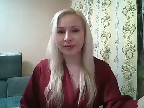 Snapshot of Ceryanne chatting on October 2025 09:31:02 PM Ceryanne online show from October 2025 09:31:02 PM