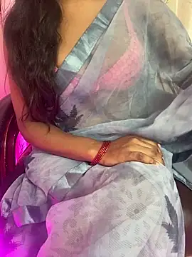 sweet-ananya23 online show from September 2025 04:27:01 AM