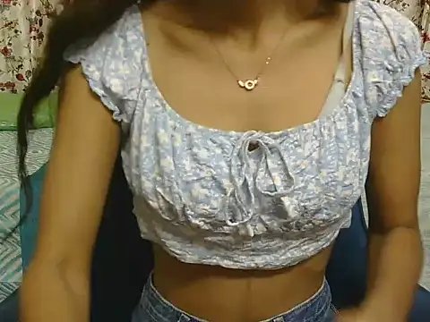 Snapshot of Tanvi-20 chatting on November 2025 05:18:02 AM Tanvi-20 online show from November 2025 05:18:02 AM