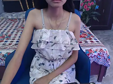 Snapshot of Tanvi-20 chatting on November 2025 05:39:01 AM Tanvi-20 online show from November 2025 05:39:01 AM