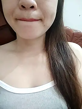 Snapshot of Girl_Shy2000 chatting on October 2025 10:50:01 PM Girl Shy2000 online show from October 2025 10:50:01 PM